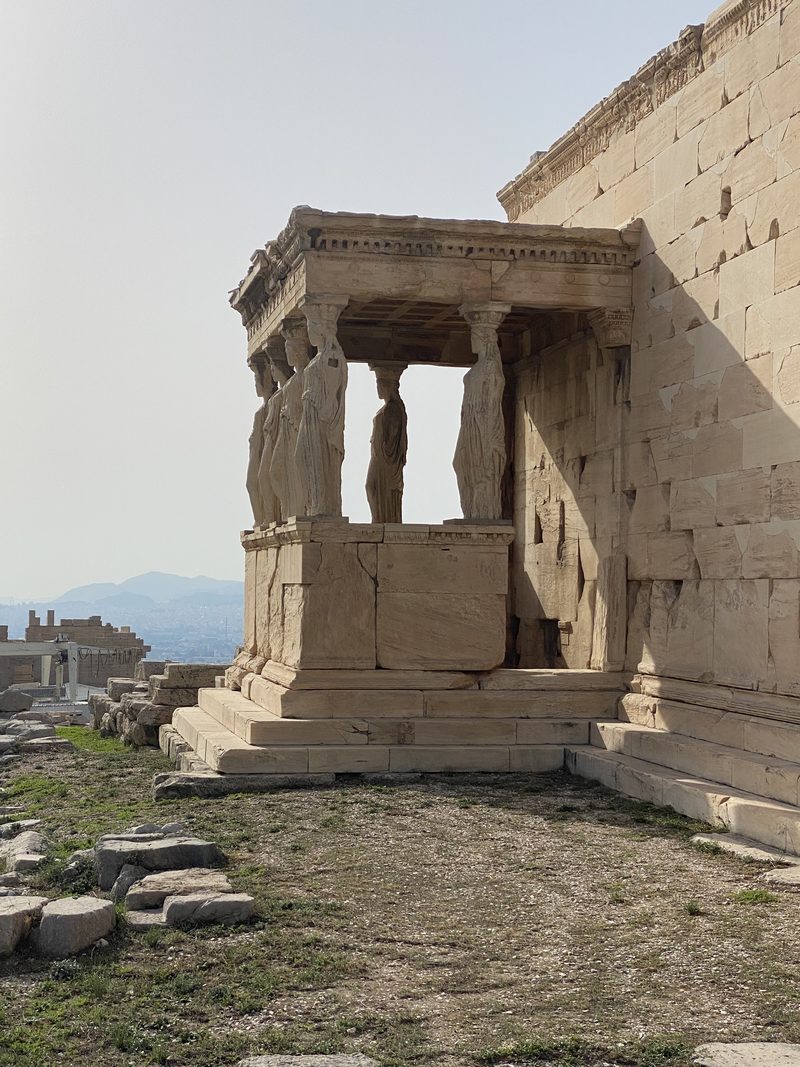 Kariatidenportiek van het Erechtheion op de Akropolis