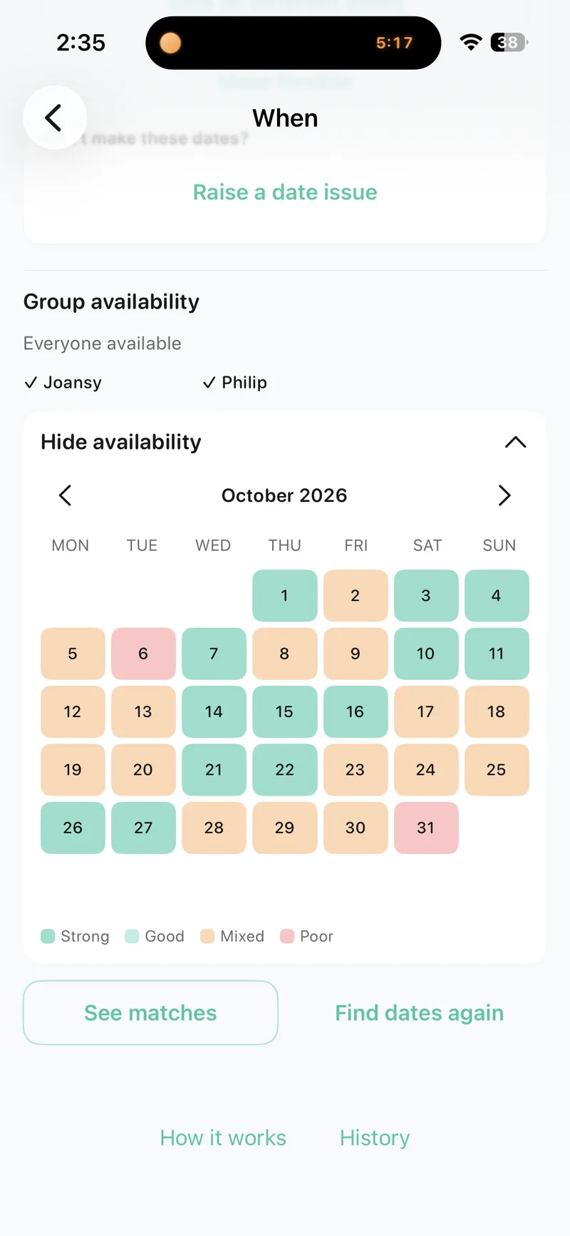 Groepsagenda met groene, gele en roze data voor meer en minder overlap in beschikbaarheid.